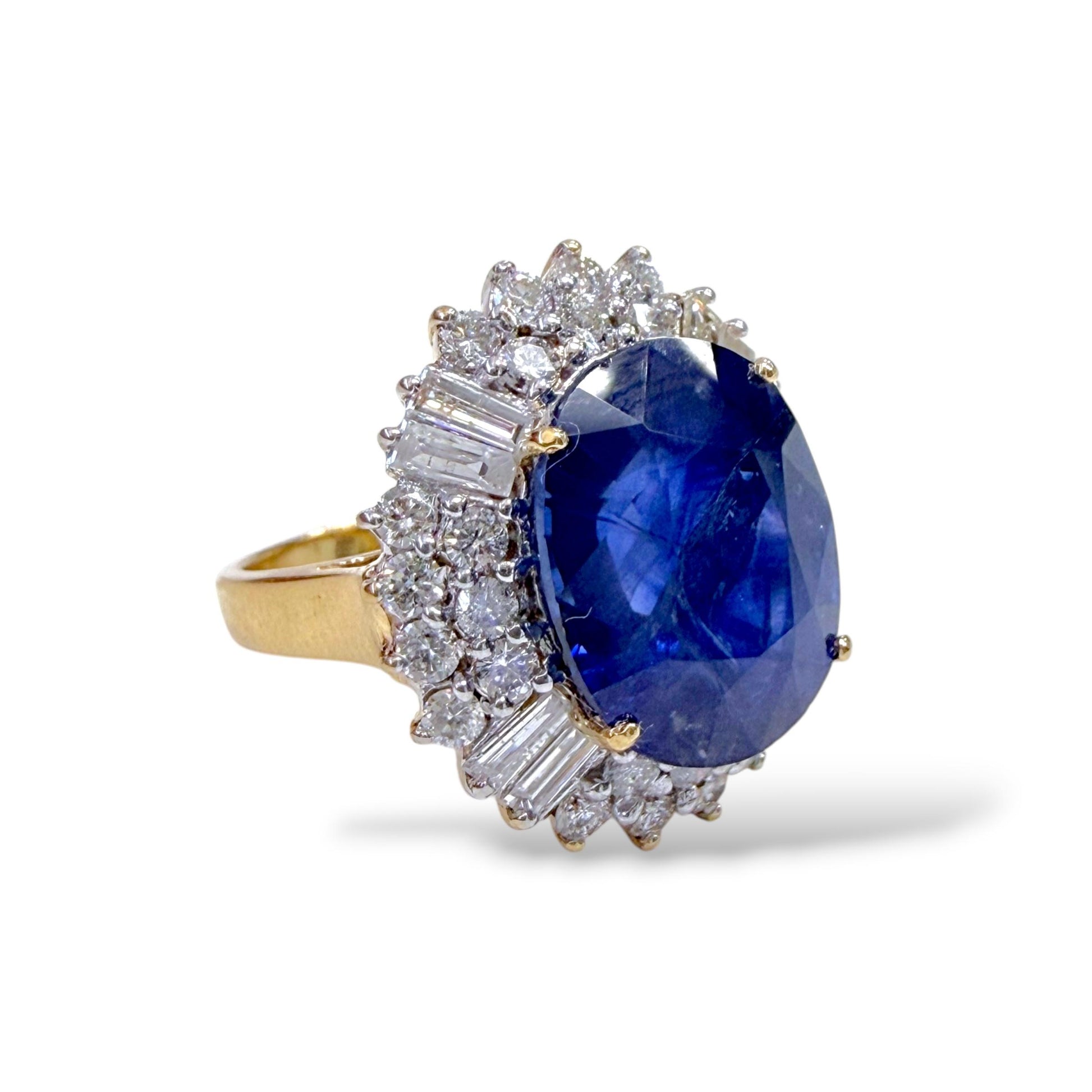 GIA 9.02ct Blue Sapphire & White Diamond Cocktail Ring in 18k Yellow Gold 5.75US