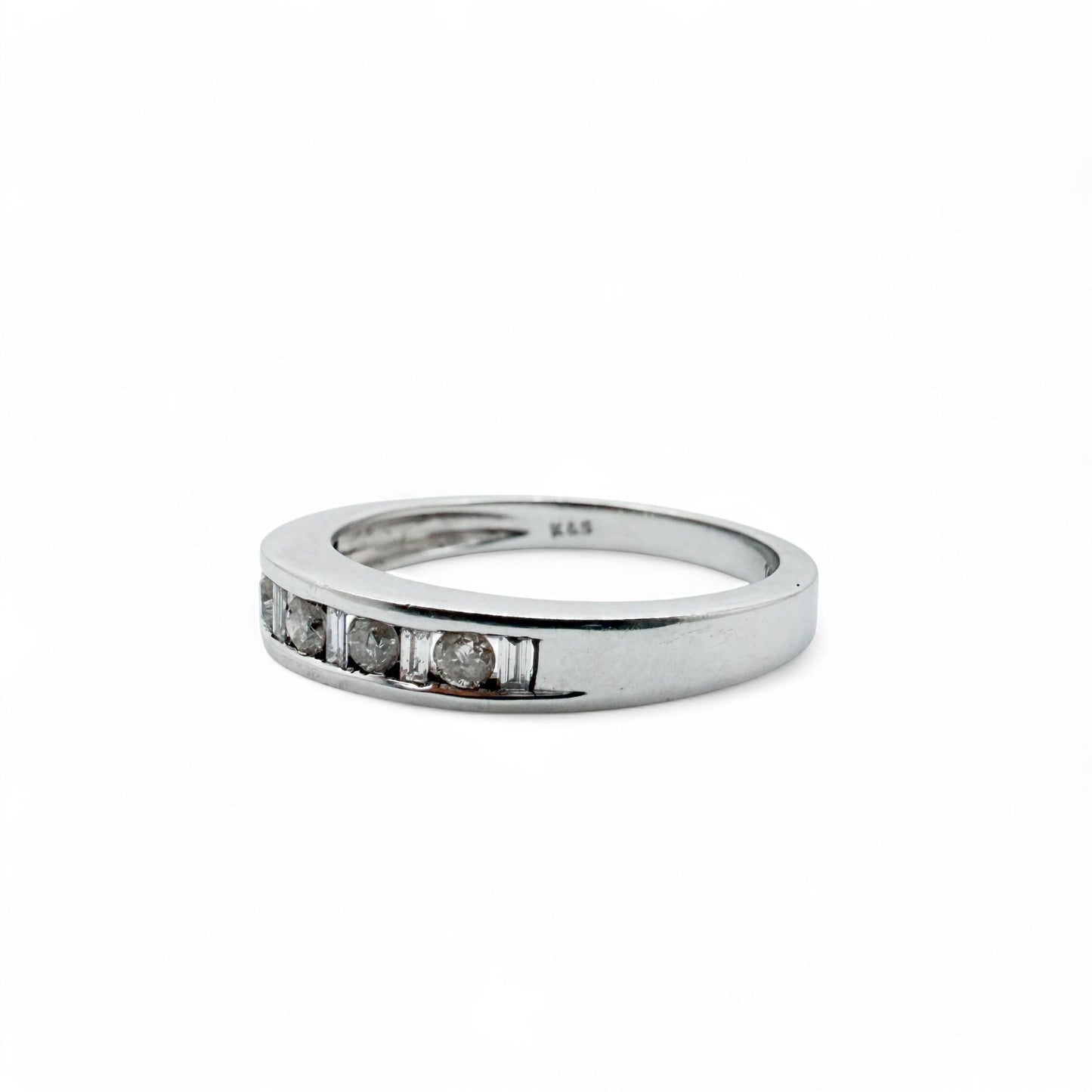 0.55 ctw White Diamond Channel Set Ring in 14K White Gold 7US 3.10 g