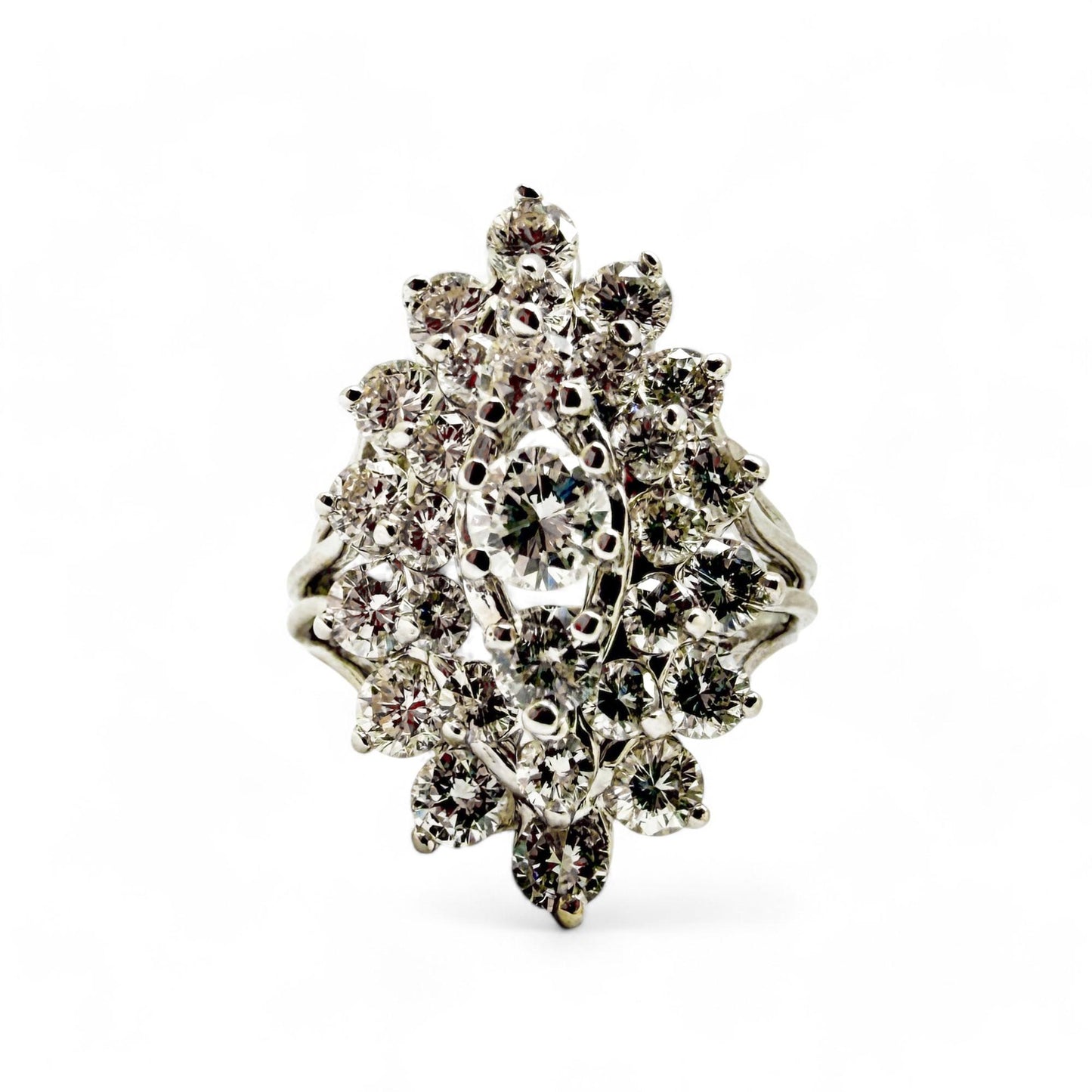 2.50 ctw White Diamond Cluster Ring in 14K White Gold 8US 8.10 g