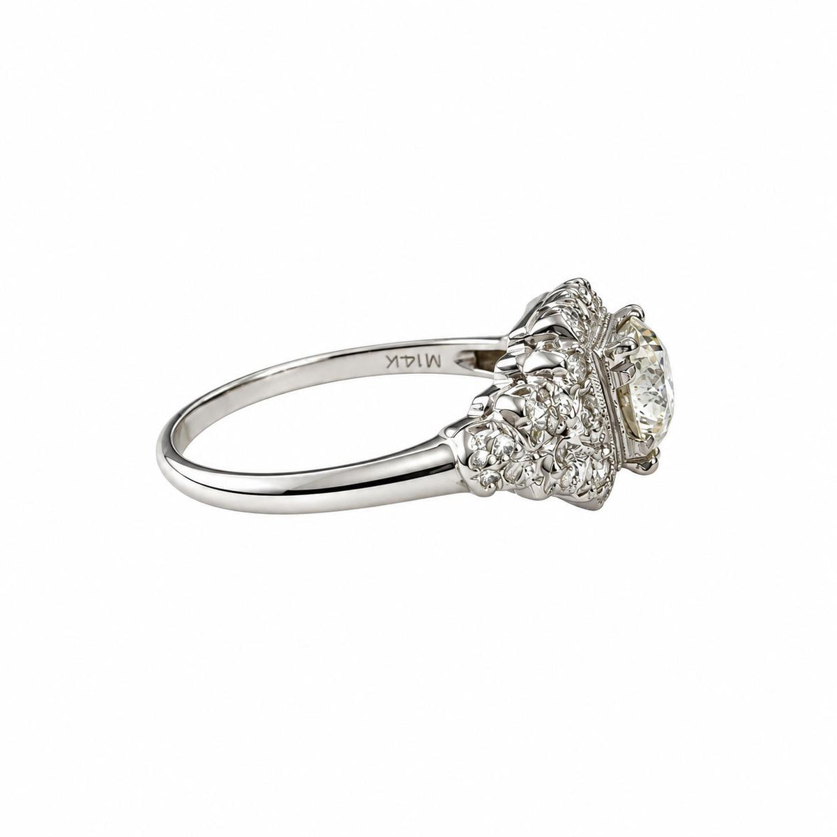 1.30cttw. White Diamond Engagement Ring in 14k White Gold 2.50g. 7.75US