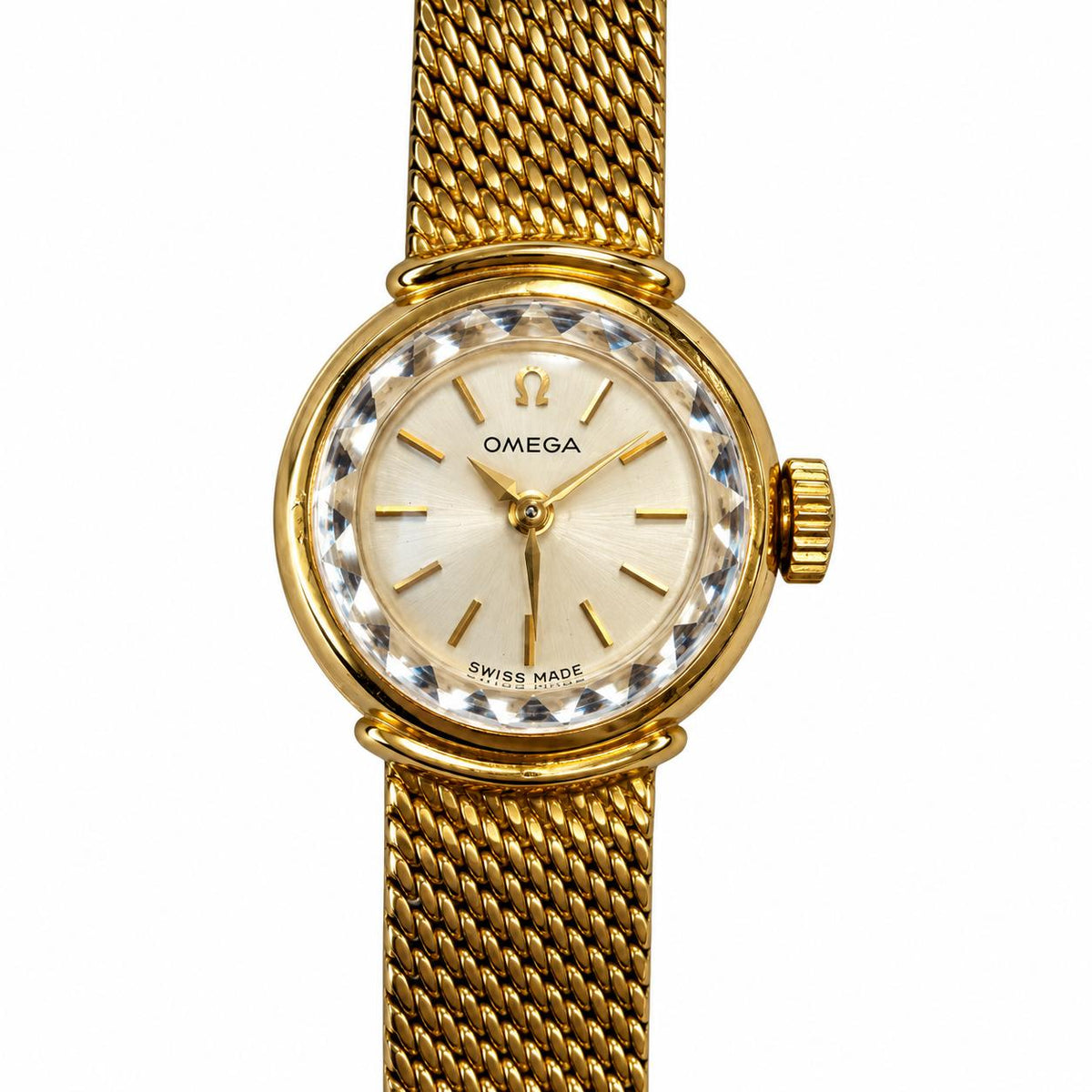 1960's Vintage De Ville Ladymatic Omega in 18k Yellow Gold 29.45g.