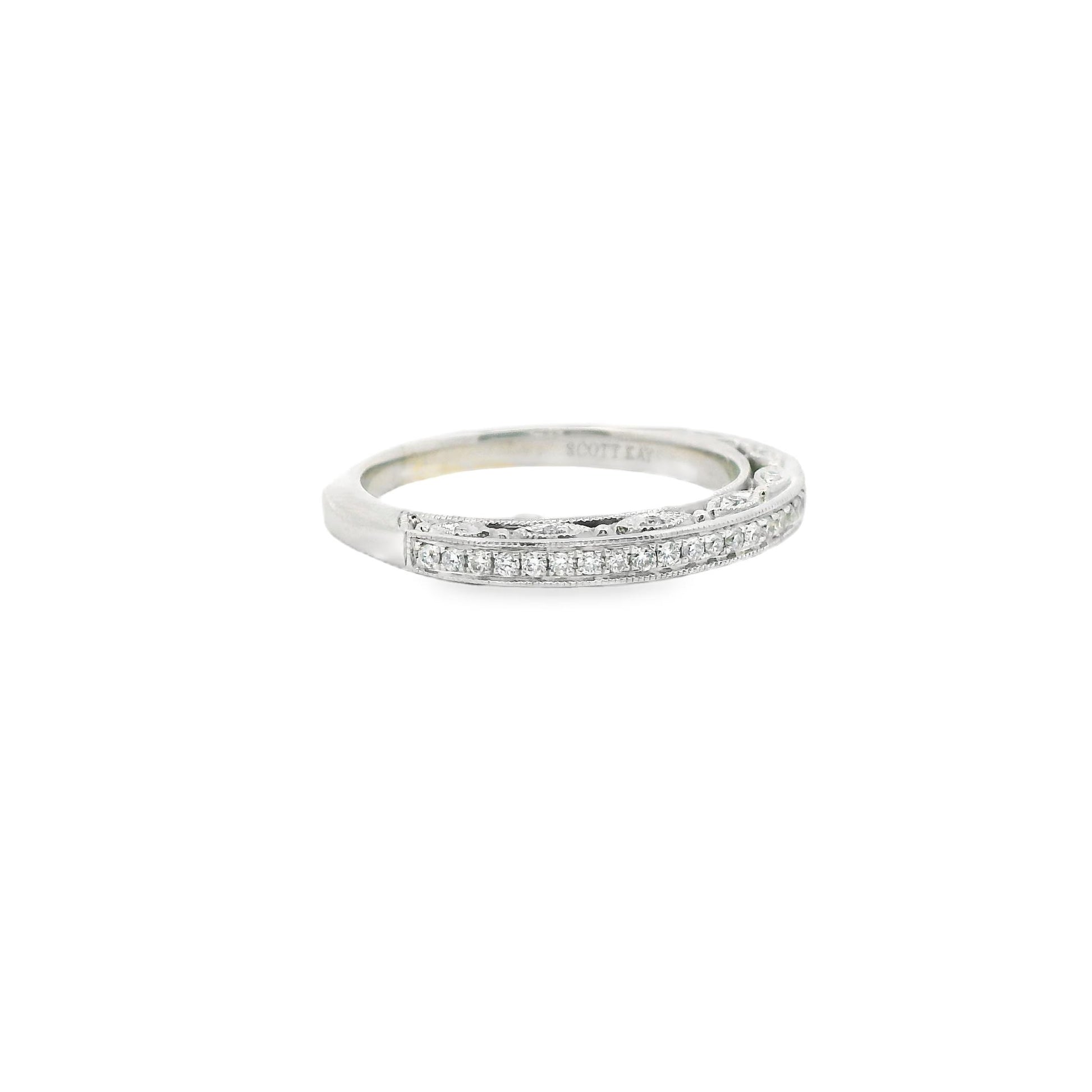 White Diamond Wedding Band in 14k White Gold 7US 3.90g.