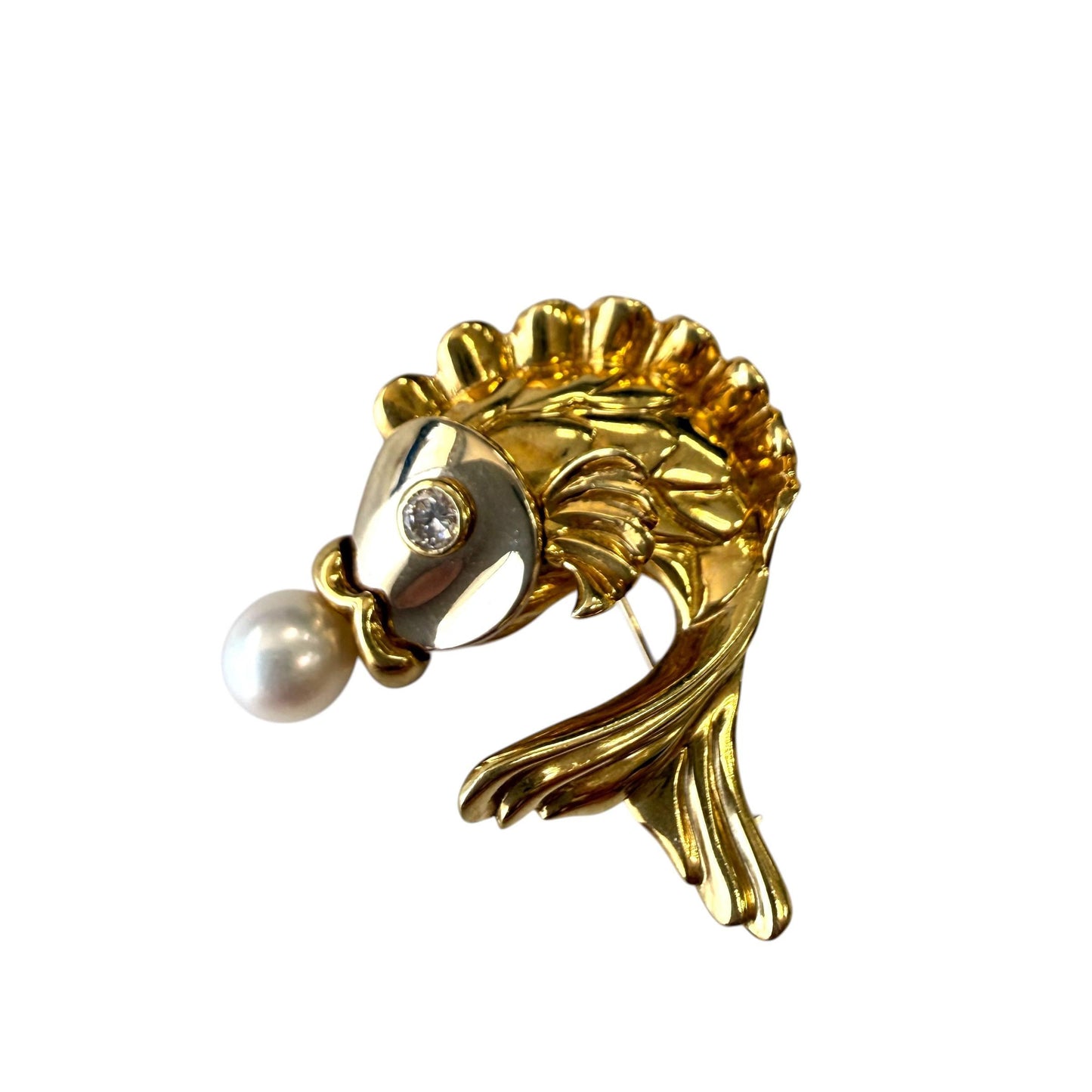 18k Yellow Gold Goldfish Pearl Brooch 14.85g.