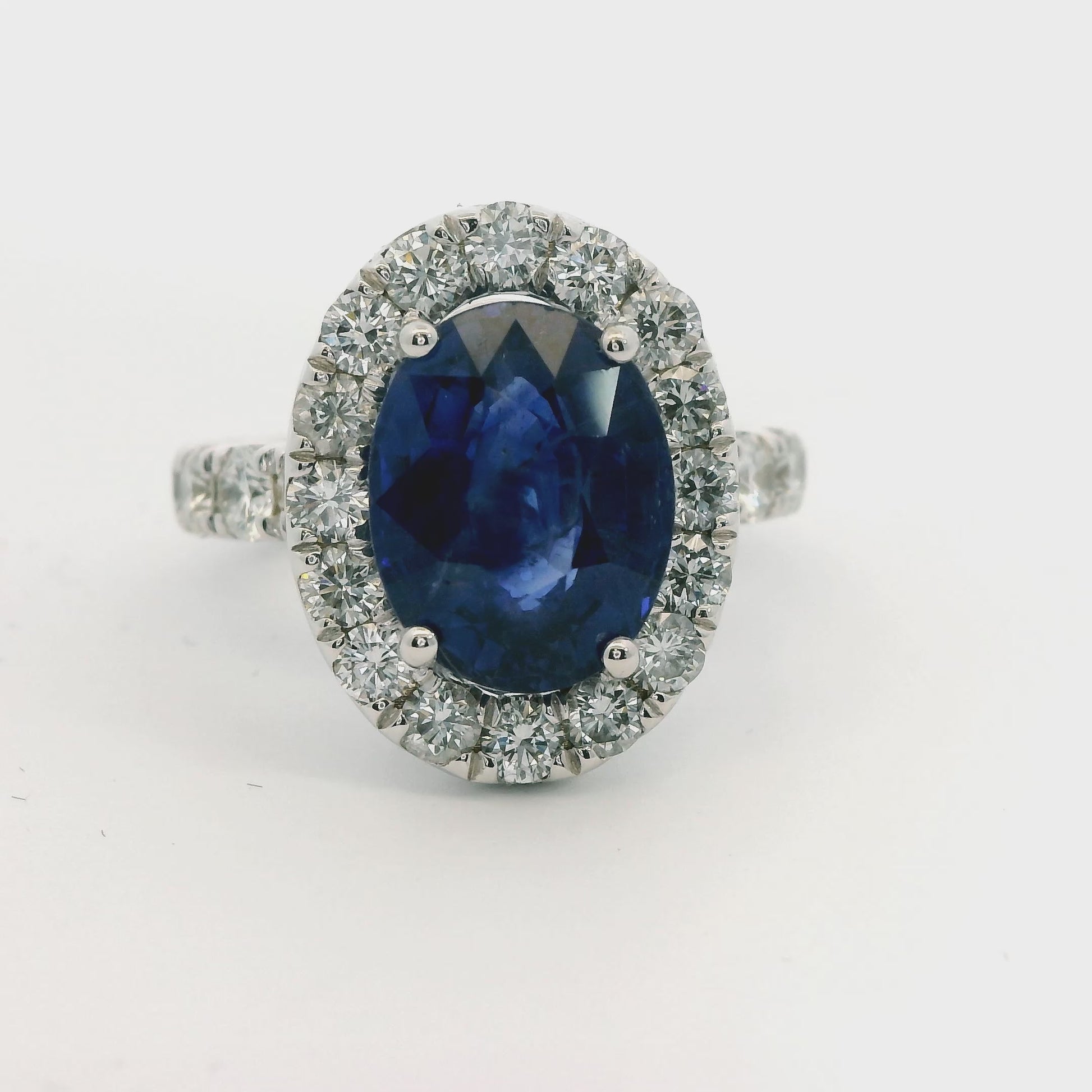 5.73ct Blue Sapphire & 2.20cttw. White Diamond Ring 7US 8.87g.