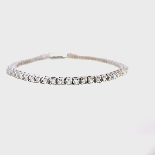 1.63 cttw. White Diamond Tennis Bracelet in 14k White Gold 7inch. 12.57g