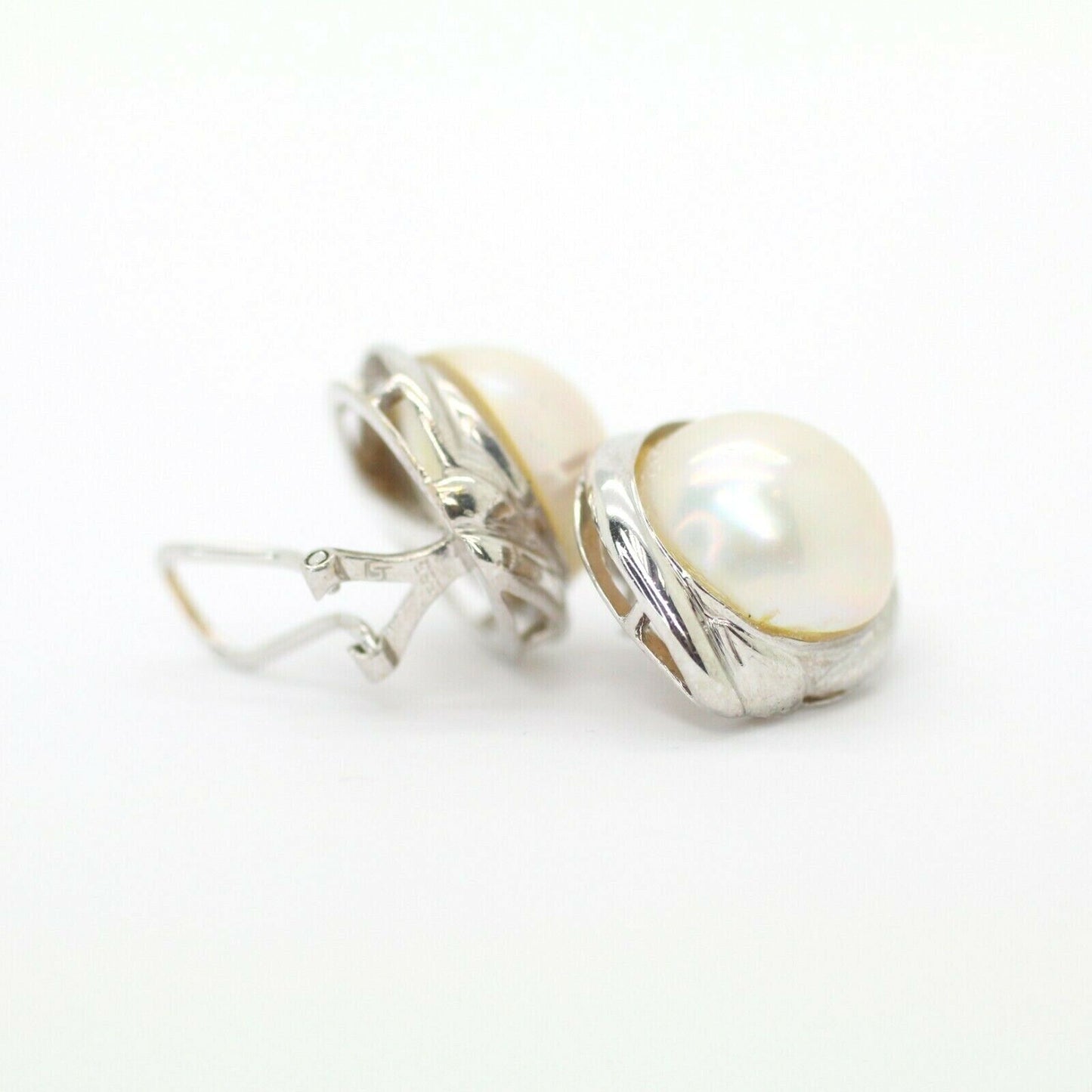 Round Mabe Pearl Clip on Earrings in 14k White Gold