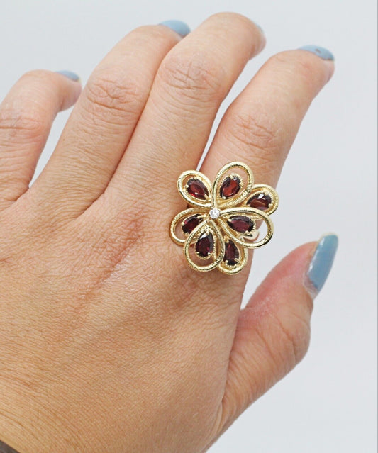 Garnet & Diamond Flower Cocktail Ring in 14k Yellow Gold 6.5us