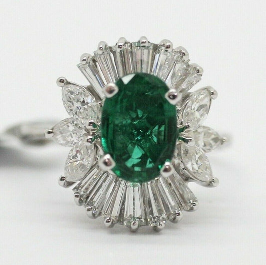 18K WHITE GOLD OVAL EMERALD & DIAMOND COCKTAIL RING Size 7.5