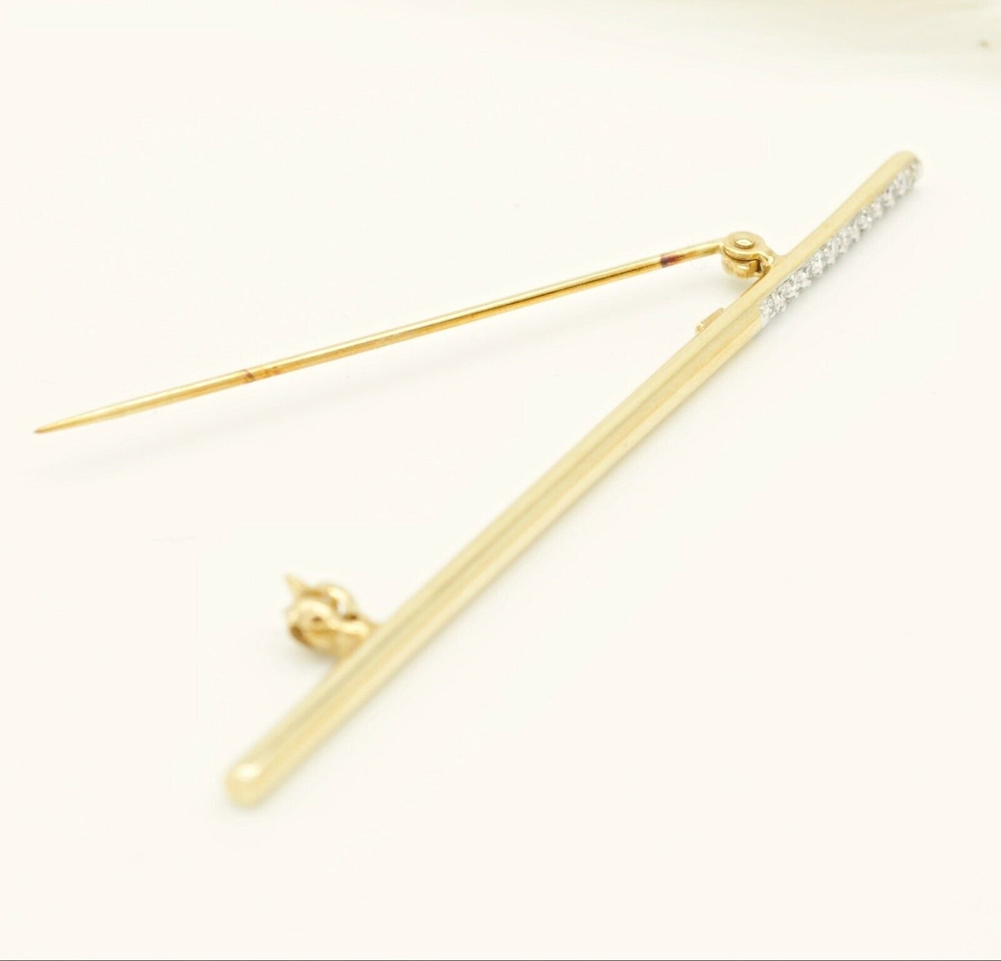 Women's Diamond Pin Bar in 14k Yellow Gold