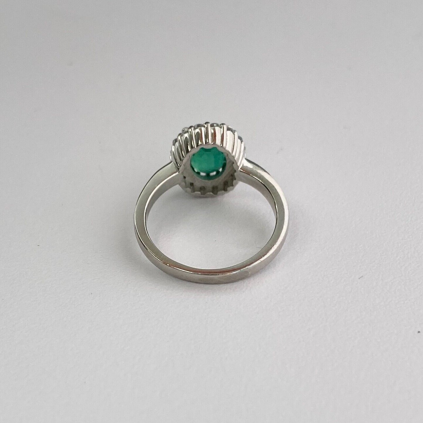 18k White Gold Emerald No Oil & Diamond Cocktail Ring Gia Certified