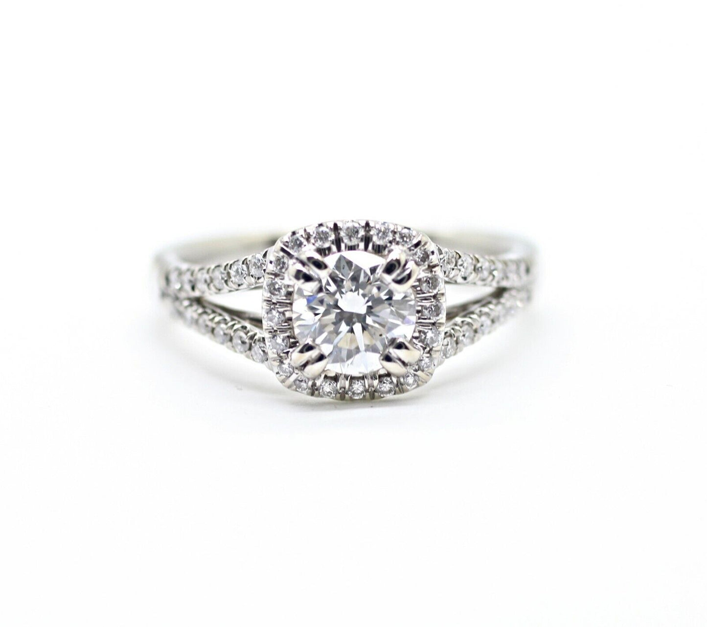 Forevermark Cushion-Shaped Halo Engagement Ring Set in Round Diamond 1.05ctw