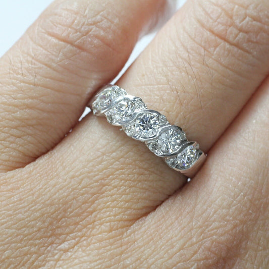 18k White Gold 5 Stone Wedding Band 0.85ctw 7us