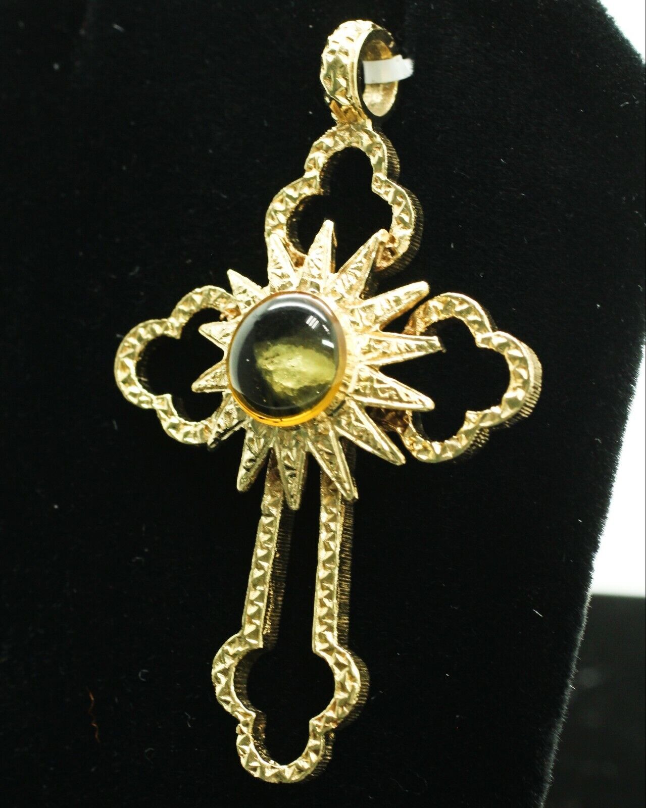 14k Yellow Gold Big Cross Pendant 10.50grs